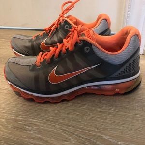 Nike ladies sneakers size 10